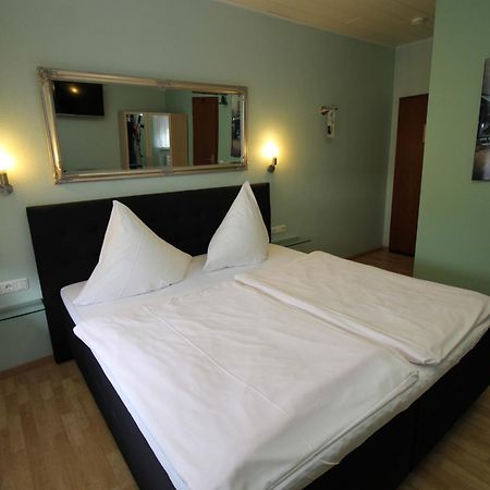 Hotel Geromont Plaidt Bagian luar foto