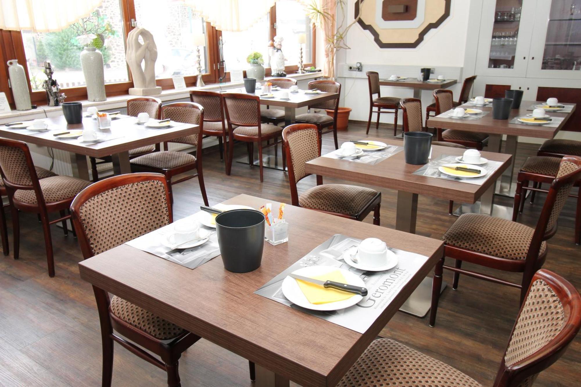 Hotel Geromont Plaidt Bagian luar foto
