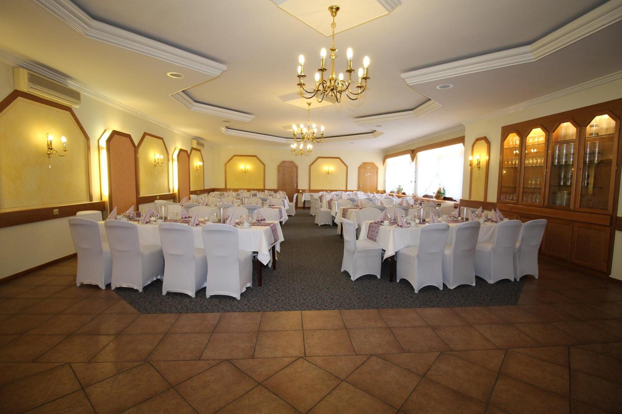 Hotel Geromont Plaidt Bagian luar foto