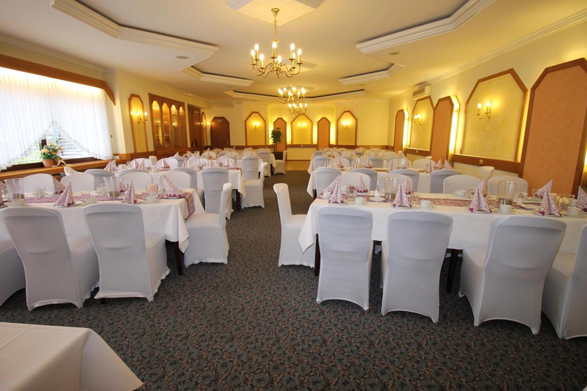 Hotel Geromont Plaidt Bagian luar foto